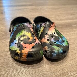 Kids Classic Tie-Dye Crocs Size J3